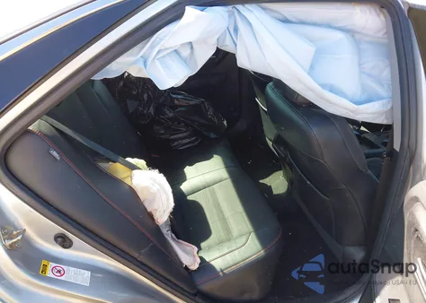 2016 Toyota Camry Se z USA, uszkodzony, nr VIN 4T1BF1FK2GU232250